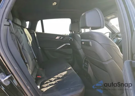 2024 BMW X6 xDrive40I z USA, uszkodzony, nr VIN 5UX33EX08R9S42789